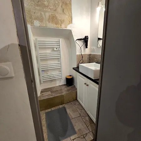 2 Chambres, Cuisine Equipee Apartment Beaucaire (Gard)