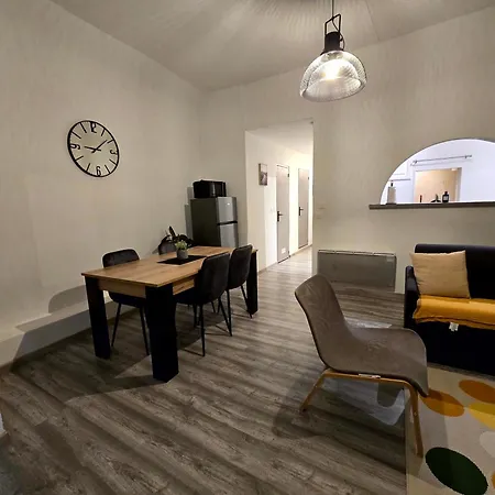 Appartamento 2 Chambres, Cuisine équipée Beaucaire (Gard)